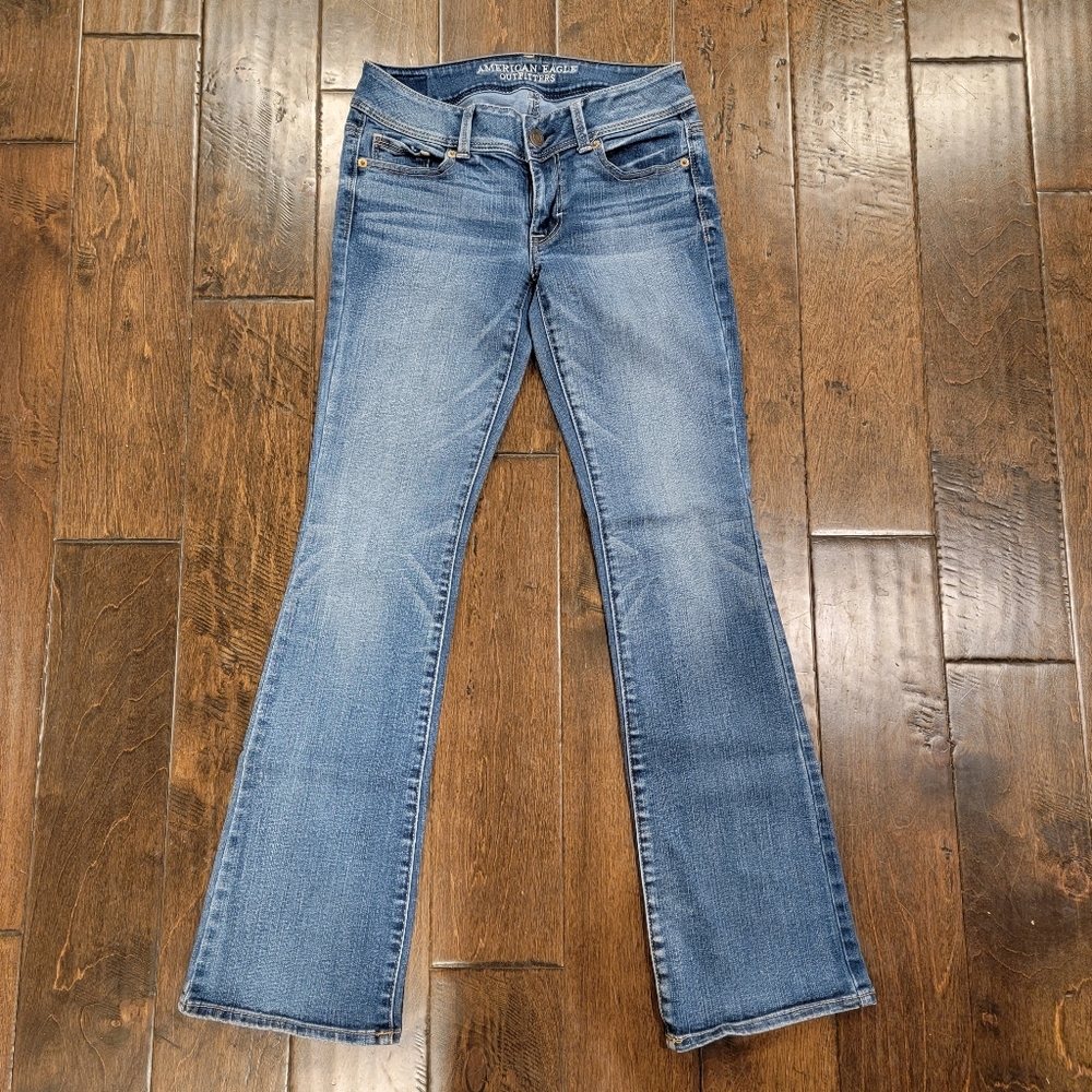 American Eagle Kick Butt Super Stretch Jeans